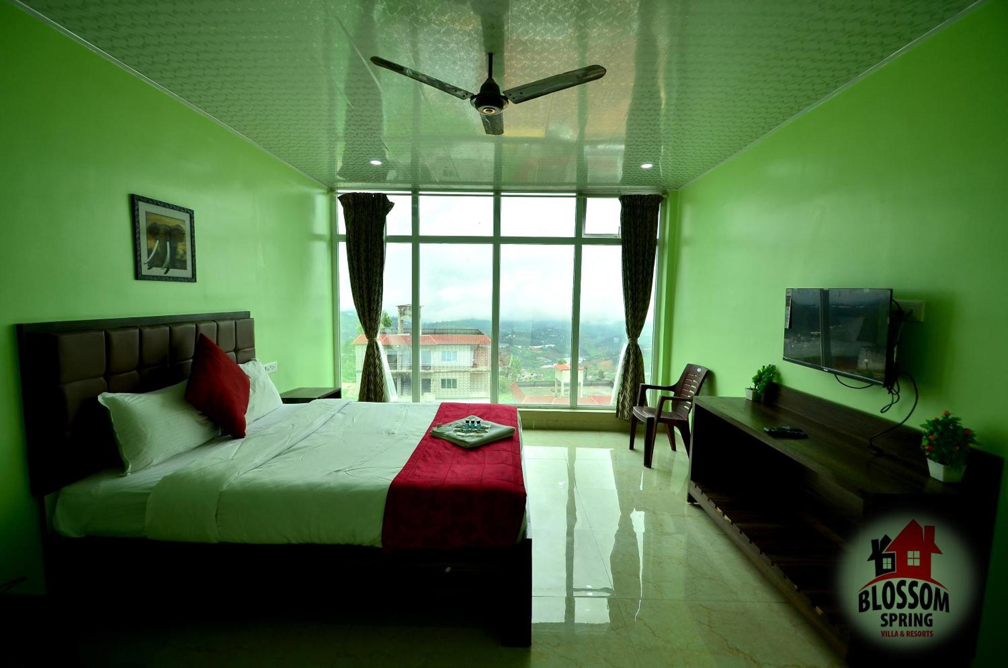 Blossom Spring Villa Udagamandalam Exterior photo
