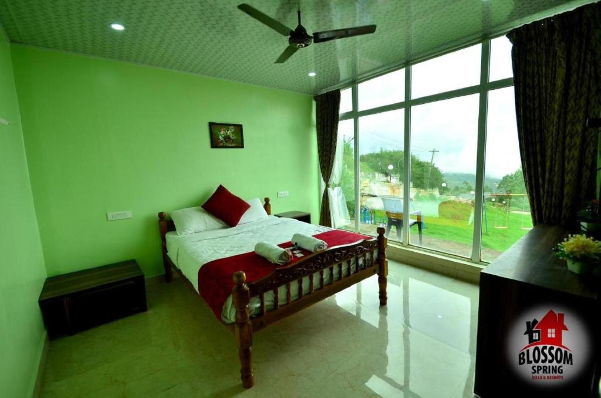 Blossom Spring Villa Udagamandalam Exterior photo
