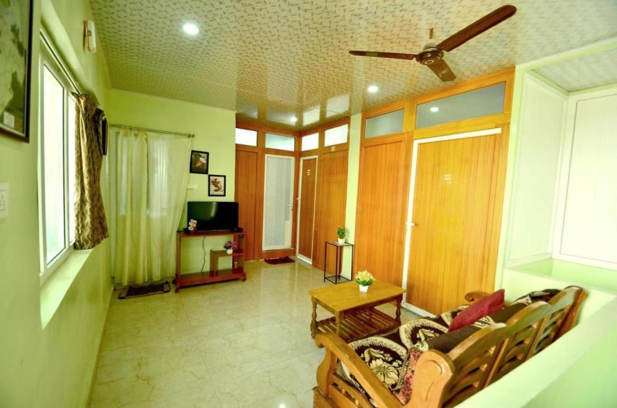 Blossom Spring Villa Udagamandalam Exterior photo